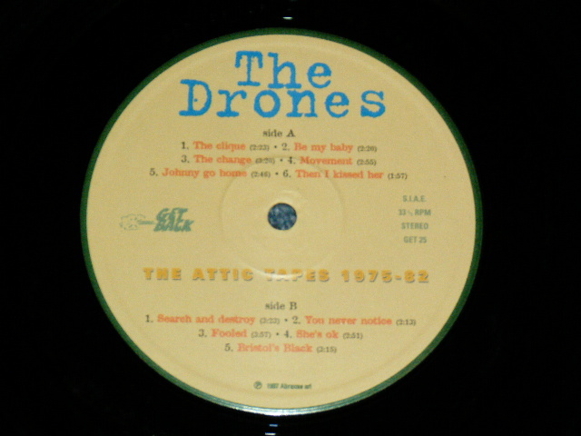 画像: The DRONES - THE ATTIC TAPES '75-82 ( MINT-/MINT- Looks:Ex++ )   /  1997 ITALY  Used LP 