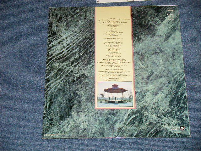 画像: VAN MORRISON - LIVE AT THE GRAND OPERA HOUSE BELFAST ( Ex+++/MINT-)  / 1984 HOLLAND /NETHERLANDS  ORIGINAL Used L