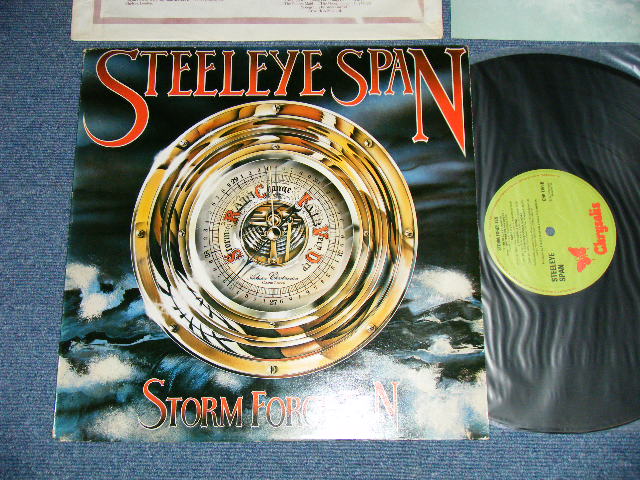 画像1: STEELEYE SPAN -  STORM FORCE TEN : With Original Inner Sleeve & Inserts ( Matrix # A 1/ B 1 )  ( Ex+++/MINT- ) / 1977  UK ENGLAND ORIGINAL "GREEN Labell" Used LP 7