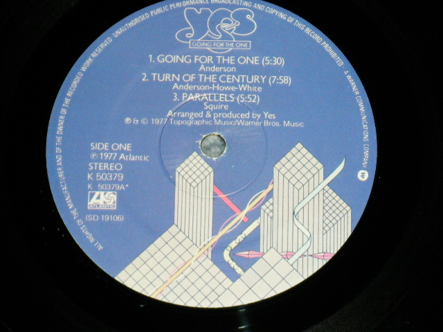 画像: YES - GOING FOR THE ONE ( Matrix # A3 0/B 3 0) ( E/MEx++,Ex++ Loos:Ex B-1 )    / 1977 UK ENGLAND ORIGINAL 1st Press "RED & GREEN Label"  Used LP  