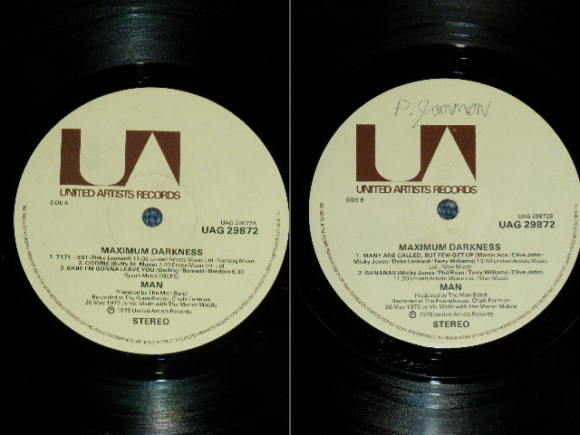 画像: MAN - MAXIMUM DARKNESS　:With POSTER INSERTS!! ( Matrix A-2U / B-2U) (Ex++/MINT-: WOL) /  1975 UK ENGLAND ORIGINAL Used  LP 