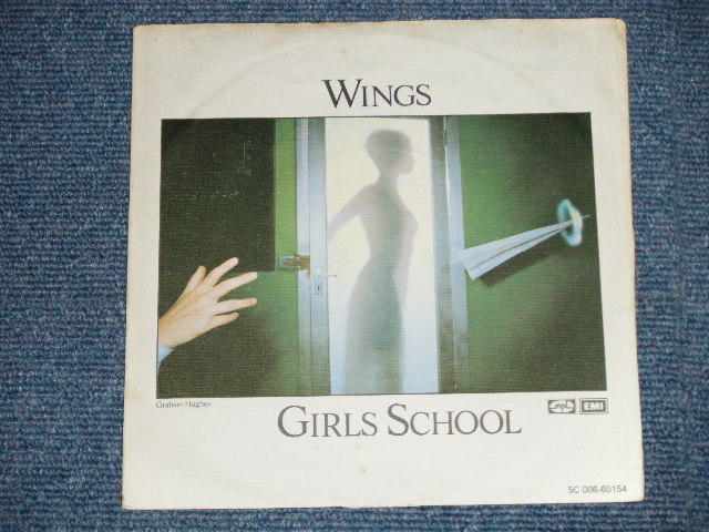 画像: PAUL McCARTNEY ( of The BEATLES)  - MULL OF KINTYRE : GIRLS SCHOOL  (Ex++/MINT-) / 1977 WEST-GERMAN GERMANY ORIGINAL Used 7" Single With PICTURE SLEEVE 