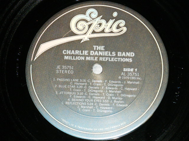画像: The CHARLIE DANIELS BAND - MILLION MILE REFLECTIONS ( SEALED )  / 1979 US AMERICA  ORIGINAL "BRAND NEW SEALED" LP 