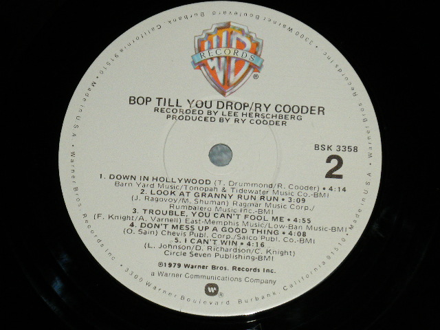 画像: RY COODER -  BOP TILL YOU DROP (Matrix #   A) MSK-1-3358-WW3 #4    B) MSK-2-3358-RE 1-WW5 ) ( Ex+++/MINT-) / 1979  US AMERICA  ORIGINAL Used LP 