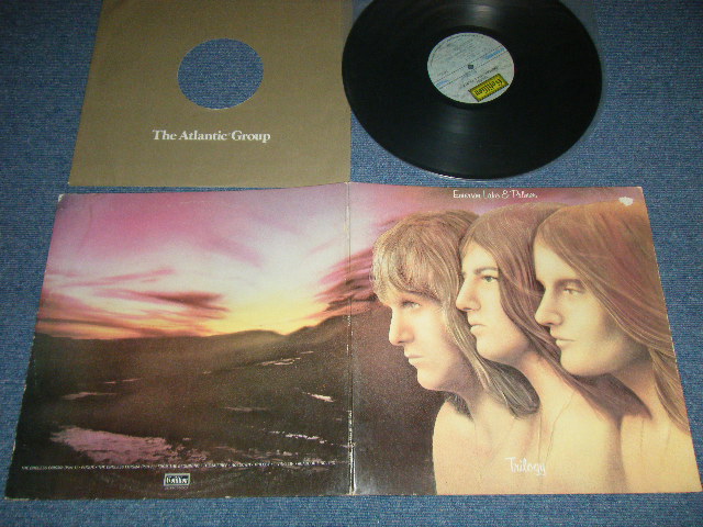 画像1: E L & P EMERSON LAKE & PALMER - TRILOGY (Matrix # A) ST-CTN-722557BB-2 REPL  ▵17137 PR /B) ST-CTN-722558-CC Repl  MR ▵17137-x (4)  PR  )  ( Ex++/MINT ) /  1972 US AMERICA ORIGINAL "1841 BROADWAY Label"  Used LP