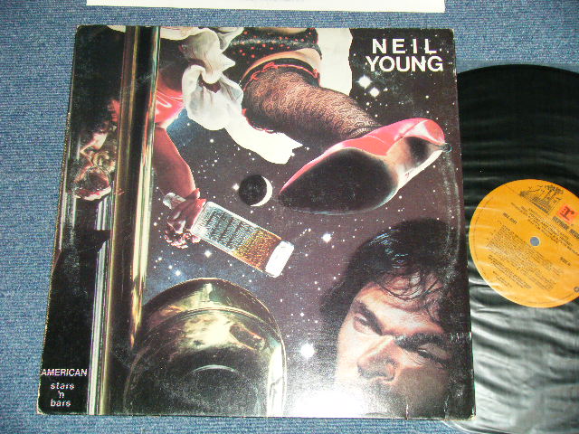 画像1: NEIL YOUNG   - AMERICAN STARS 'N BARS (  Matrix # A) MSK-1-2261 WW2   B) MSK-2-2261 WW3) ( Ex++/Ex+++) / 1977 US AMERICA ORIGINAL "BROWN  Label" Used LP 