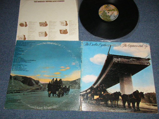 画像1: DOOBIE BROTHERS  -  THE CAPTAIN AND ME ( Matrix #   A) BS 2694  40430-A 1B    B) BS 2694  40431-B 1B) (Ex, Ex+++/Ex+++) / Late 1973 US AMERICA  2nd Press "BURBANK STREET Label" Used LP 