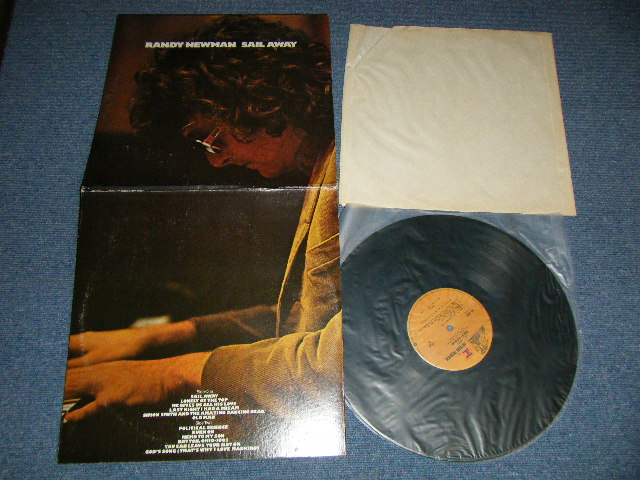 画像1: RANDY NEWMAN - SAIL AWAY ( Matrix Number A) MS 2064 31354-1A    B) MS 2604 31355-1A) ( Ex++/MINT-) / 1974-5 Version  US AMERICA 2nd Press"BROWN without STEREO Label" Used LP  