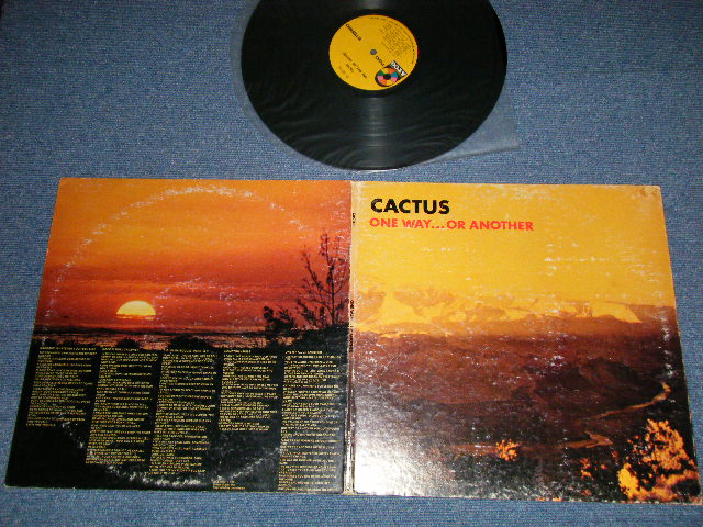 画像1: CACTUS -  ONE WAY...OR ANOTHER  ( Matrix # A)  ST C712131-1B  B) ST C712132-1A ) (Ex-/Ex+++ Looks;:Ex+, MINT-)   / 1971 US AMERICAN ORIGINAL 1st Press "YELLOW with 1841 BROADWAY label"  Used LP 