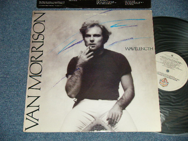 画像1: VAN MORRISON - WAVELENGTH ( Matrix #    A) BSK-1-32120 LW1 B) BSK-2-3212 LW2 ) (Ex+/Ex+++) / 1978 US AMERICA ORIGINAL Used LP