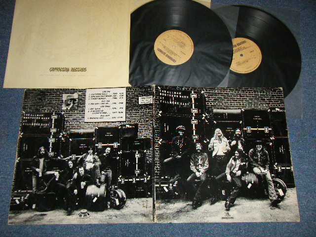 画像1: THE ALLMAN BROTHERS BAND - AT FILLMORE EAST ( Ex+/Ex++, VG+++) / US AMERICA REISSUE Used  2LP's 