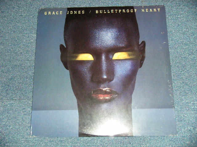 画像1: GRACE JONES - BULLETPROOF (SEALED Cut Out) / 1989 US AMERICA ORIGINAL "BRAND NEW SEALED" LP