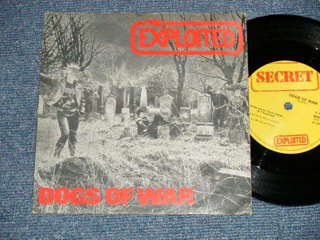 画像1: The EXPLOITED - DOGS OF WAX : BLOWN TO BITS   ( Ex++/Ex+++ ) /  1981  UK ENGLAND  ORIGINAL Used 7"45 rpm Single  with PICTURE SLEEVE 