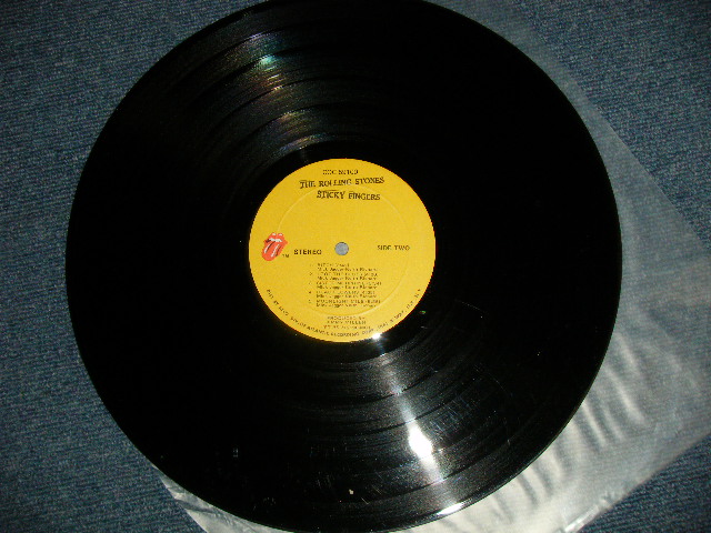 画像: The ROLLING STONES - STICKY FINGERS (Matrix # A) ST-RS-712189 CC MR 15943 (7) Rolling Stones Records B) ST-RS-712190 CC MR 15943-x (7) Rolling Stones Records ) ( Ex+++~Ex++/Ex ) / 1971 US AMERICA ORIGINAL "MO Press" "ZIPPER COVER" "1841 BROADWAY Label" Used LP