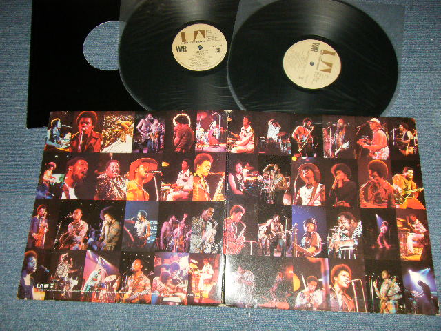 画像1: WAR - WAR LIVE ( Ex++/Ex+++ Looks:Ex++)  / 1973 US AMERICA ORIGINAL Used  2-LP