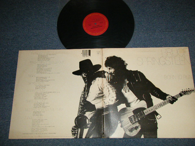 画像1: BRUCE SPRINGSTEEN - BORN TO RUN  ( Matrix #   A) PAL 33795-1J S   B) PBL 33795-1AD S1 )  (Ex++/Ex+++) / 1980's US AMERICA REISSUE "with BAR CHORD"  Used LP 