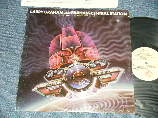 画像1: GRAHAM CENTRAL STATION - MY RADIO SURE SOUNDS GOOD TO ME : With CUSTOM INNER SLEEVE with LYRICS (Matrix # A) BSK-1-3175 WW1 #4  B) BSK-2-3175  WW1 #2) (Ex+/MINT- EDSP) / 1978 US AMERICA ORIGINAL Used LP