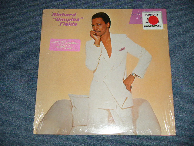 画像1: RICHARD "DIMPLES" FIELDS - GIVE EVERYBODY SOME! (SEALED)  / 1982 US AMERICA ORIGINAL  "BRAND NEW SEALED" LP