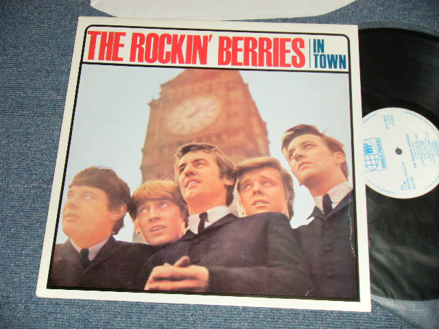 画像1: The ROCKIN' BERRIES - IN TOWN (MINT-/MINT) / 1986 UK ENGLAND REISSUE Used LP 