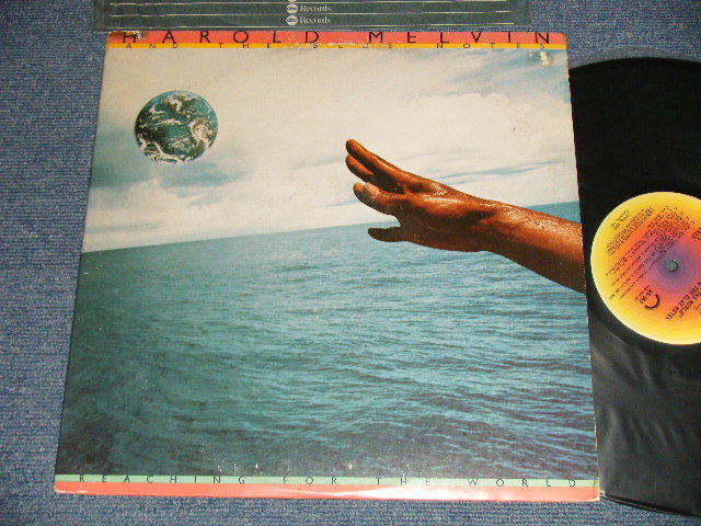画像1: HAROLD MELVIN & The BLUE NOTES - REACHING FIOR THE WORLD  (Ex/Ex++ B-1:Ex CUT OUT) / 1976 US AMERICA ORIGINAL  Used  LP   