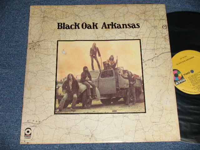 画像1: BLACK OAK ARKANSAS - BLACK OAK ARKANSAS (Matrix # A) ST-C-712115-GG MR AT ▵15787(1) ES JS W B) ST-C-712116-AA MO MR AT W ▵15723 PR)  (Ex+, Ex-/Ex++ WTRDMG) / 1971 US AMERICA ORIGINAL 1st press "YELLOW with 1841 BROADWAY at Label Bottom" Used LP 