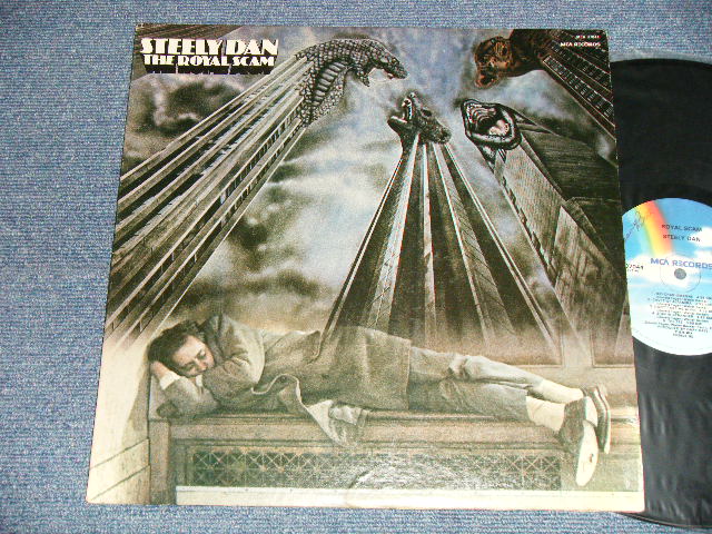 画像1: STEELY DAN - THE ROYAL SCAM (Matrix #A)AB-931-A  W1  MCASH   回-G-回 B)AB-931-B  W2    回-G-回) MCA Pressing Plant, Gloversville in NEW YORK (Ex++/MINT- SWOBC, EDSP)/ 1980 Version US AMERICA REISSUE "LIGHT BLUE Label" Used LP 