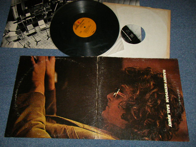 画像1: RANDY NEWMAN - SAIL AWAY (With PIN-UP) (MATRIX # A)MS 2064 31354-1B    B)MS 2064 31355-1) (Ex+/MINT-) /1972 US AMERICA ORIGINAL 1st Press "BROWN with STEREO at Bottom Label" Used LP  