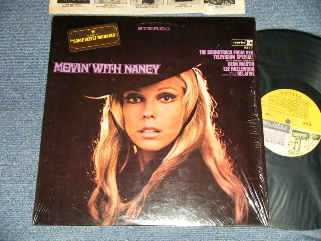 画像1: NANCY SINATRA - MOVIN' WITH NANCY (MINT-/Ex+++) / 1967 US AMERICA 1st Press "MULTI-COLOR Label" MONO Used LP 
