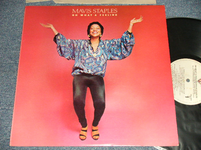 画像1: MAVIS STAPLES - OH WHAT A FEELING (MINT-/MINT-) / 1979 US AMERICA ORIGINALUsed LP
