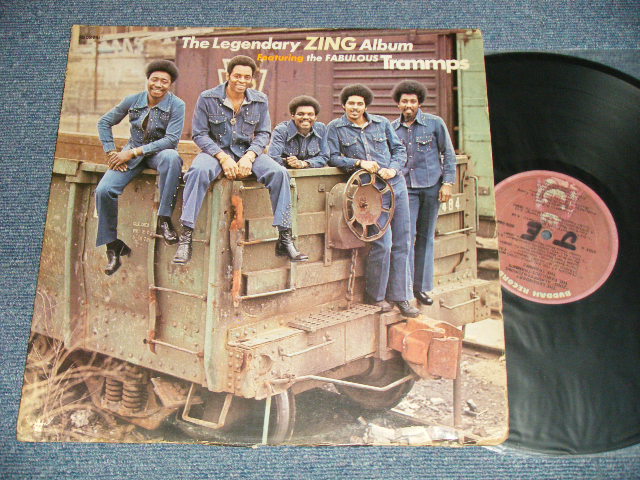 画像1: The TRAMPS / The Fabulous Trammps - THE LEGENDARY ZING ALBUM (Ex/Ex WOL, EDSP) / 1975 US AMERICA ORIGINAL Used LP   