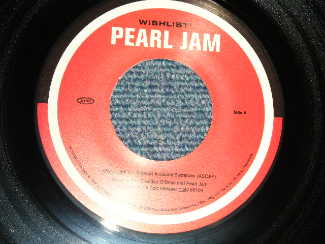 画像1: PEARL JAM - 1) WISHLIST  2) U  3) BRAIN OF J  (Ex++/Ex++) /1998 US AMERICA ORIGINAL Used 7" Single