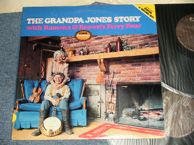 画像1: GRANDPA JONES With Ramona Jones & Brown's Ferry Four - THE GRANDPA JONES STORY (Ex+++/MINT-  /1976 US AMERICA ORIGINAL Used 2-LP'S 