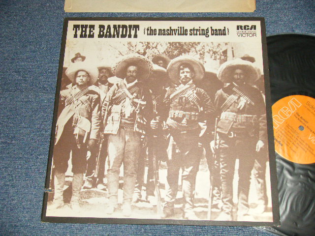 画像1: The NASHVILLE STRING BAND (with CHET ATKINS, FLOYD CRAMER +More) - THE BANDIT (Ex+++/MINT- Cutout) / 1973 US AMERICA ORIGINAL Used LP