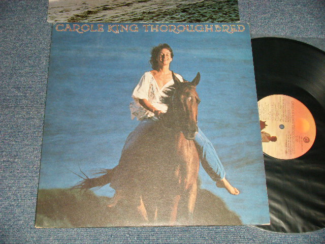 画像1: CAROLE KING - THOROUGHBRED (With CUSTOM INNET)  (Matrix #) ODE SP77068 (RE-1)-P1 B)ODE SP77068-5 P1) "PITMAN in NEW JERSEY Press"  (Ex++/Ex++ A-1:VG) / 1975 US AMERICA ORIGINAL "PROMO" "With CUSTOM INNER SLEEVE" Used LP 