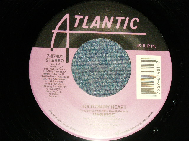 画像1: GENESIS - A) HOLD ON MY HEART   B) WAY OF THE WORLD (Ex++ Looks:Ex/MINT-) / 1992 US AMERICA ORIGINAL Used 7"Single 