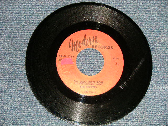 画像1: The IKETTES - A) DA DOO RON RON (Cover of The CRYSTALS/PHIL SPECTOR)   B) NOT THAT I RECALL (Ex++/Ex++) / 1966 US AMERICA 1st Press Label Used 7"Single  