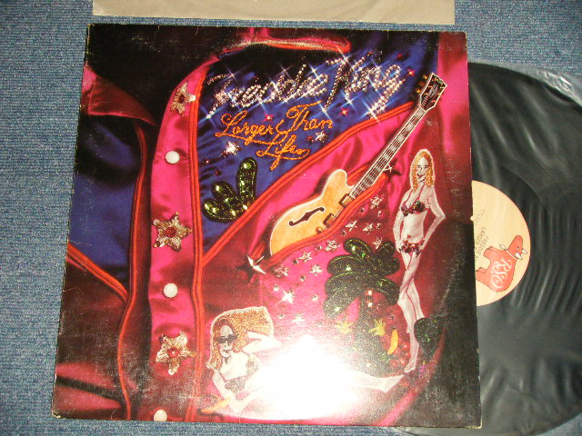 画像1: FREDDY / FREDDIE KING - LARGER THAN LIFE  (Ex++/Ex+ Looks:Ex-, Ex+++) / 1975 US AMERICA ORIGINAL Used LP  