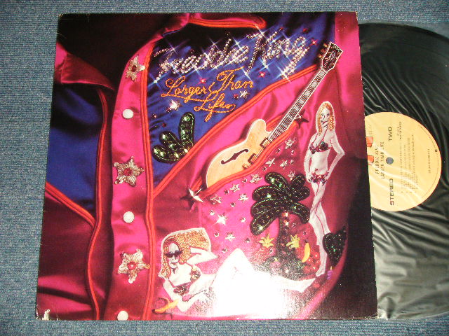 画像1: FREDDY / FREDDIE KING - LARGER THAN LIFE  (Ex++/Ex++ B-1: SKIP, CUTOUT) / 1975 US AMERICA ORIGINAL Used LP  