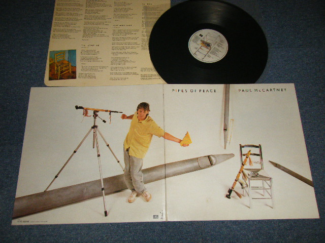 画像1: PAUL McCARTNEY (of THE BEATLES) - PIPES OF PEACE (Ex+++/Ex+++ Looks:Ex+) / 1983 UK ENGLAND ORIGINAL Used LP