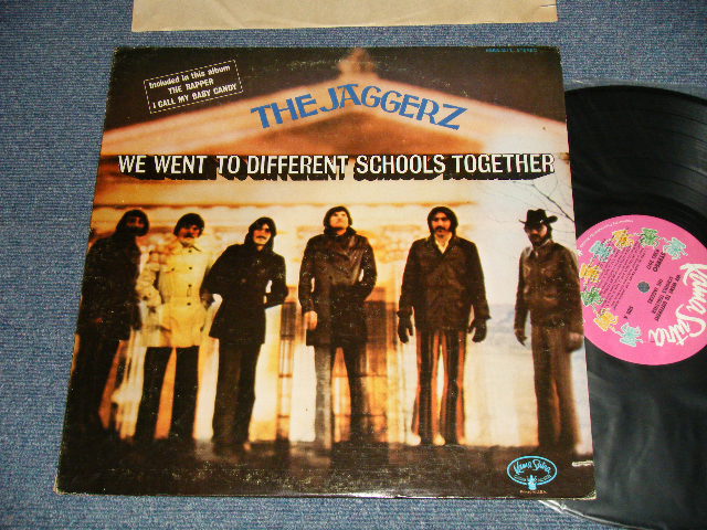 画像1: The JAGGERZ - WE WENT TO DIFFERENT SCHOOLS TOGETHER (Ex+/Ex+++ Cutout) / 1970 US AMERICA ORIGINAL Used LP