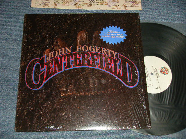 画像1: JOHN FOGERTY (of CCR CREEDENCE CLEARWATER REVIVAL) - CENTERFIELED (MINT/MINT-) / 1985 US AMERICA ORIGINAL Used LP 
