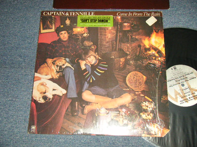 画像1: CAPTAIN & TENNILLE  - COME IN FROM THE RAIN (MINT-/MINT- Cut out) / 1977 US AMERICA ORIGINAL "With CUSTOM INNER SLEEVE" Used LP
