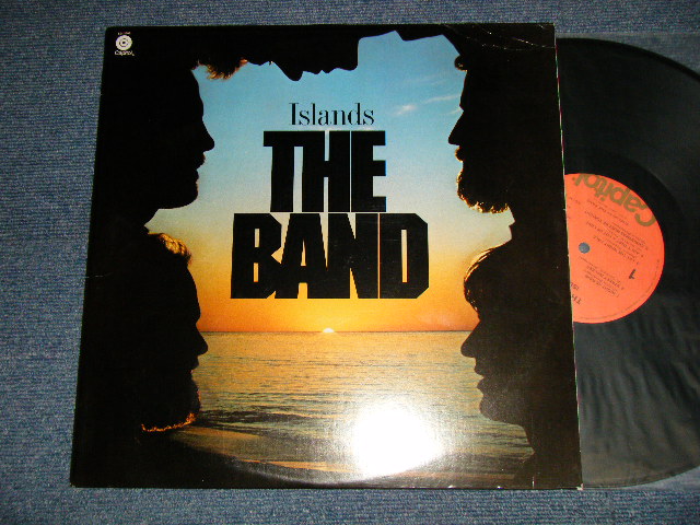 画像1: THE BAND - ISLANDS ( Matrix #A)SO-1-11602 Z5 ⇀ ✲ B)SO-2-11602 Z5 ⇀ ✲) "Capitol Records Pressing Plant Press in Los Angeles" (Ex++/MINT-) /1977 US AMERICA ORIGINAL 1st Press "ORANGE with CAPITOL logo on BOTTOM LABEL" Used LP 