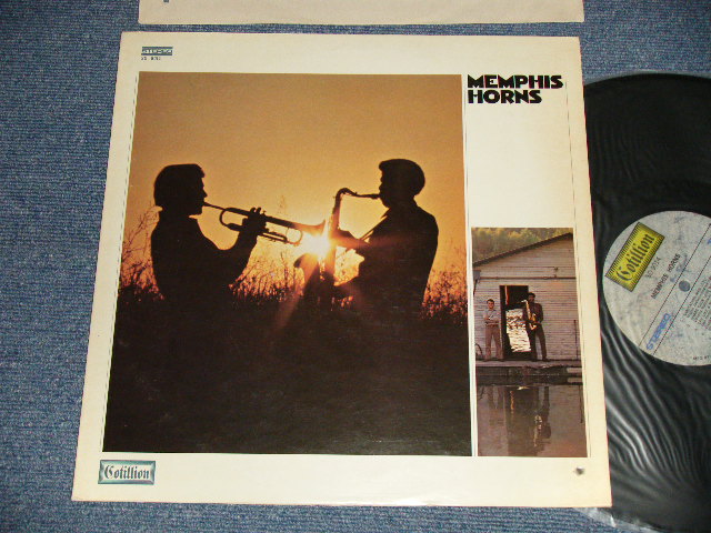 画像1: MEMPHIS HORNS - MEMPHIS HORNS (Ex+++/Ex+++ Looks:MINT- BB, EDSP) / 1970 US AMERICA ORIGINAL Used LP  
