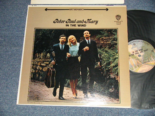 画像1: PP&M PETER PAUL & MARY - IN THE WIND (Ex+++/MINT-) / 1973~74 Version US AMERICA REISSUE "BURBANK Label" "STEREO" Used LP