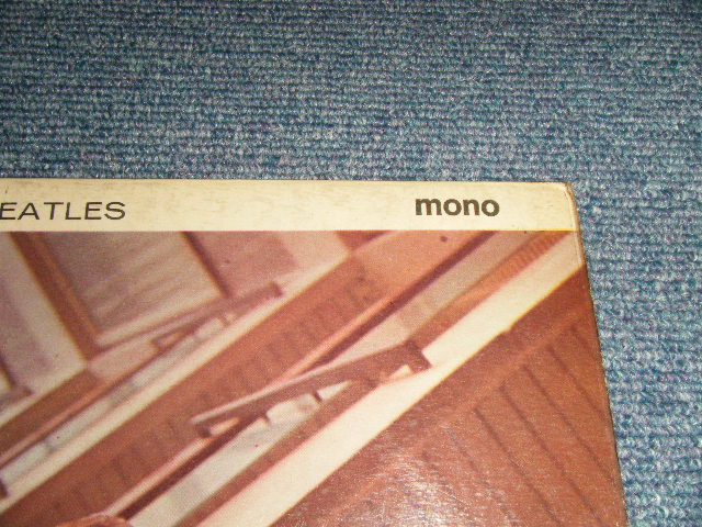 画像1: THE BEATLES - PLEASE PLEASE ME (Matrix #A)XEX-421-1N  R II 0   1 C B)XEX-422-2N  GH  6) ("6Th Press Small MONO" Jacket) (Ex++/Ex Looks:VG+++) / 1968 Version？ UK ENGLAND "2nd Press FRONT COVER Small MONO Print" "YELLOW PARLOPHONE with SILD IN U.K. .... Label" MONO Used LP