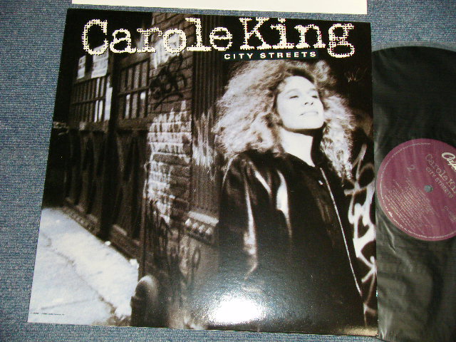 画像1: CAROLE KING - CITY STREETS (MINT-/MINT- STOBC) / 1989 US AMERICA ORIGINAL "With CUSTOM INNER" Used LP