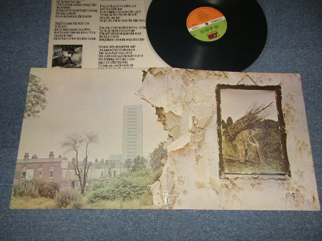 画像1: LED ZEPPELIN -  IV (Matrix #A)K 50008 A-2 STRAWBERRY  B)K 50008 B-2 STRAWBERRY )(Ex++/Ex+++ Looks:MINT-) / 1972 UK ENGLAND REISSUE Used LP With CUSTOM INNER SLEEVE