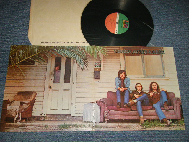 画像1: CS&N / CROSBY, STILLS & NASH - CROSBY, STILLS & NASH  (Matrix #A)SRC ST-A-691575-J B)SRC ST-A-691576-J) "SP/SPECIALTY press in Olyphant in PA." (Ex+++/Ex+++) / 1977 US AMERICA REISSUE "STANDARD Cover"   Used LP 