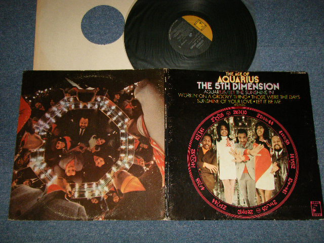 画像1: THE FIFTH 5TH DIMENSION - The AGE OF AQUARIUS (Ex++/Ex++ EDSP) / 1969 US AMERICA ORIGINAL Used LP